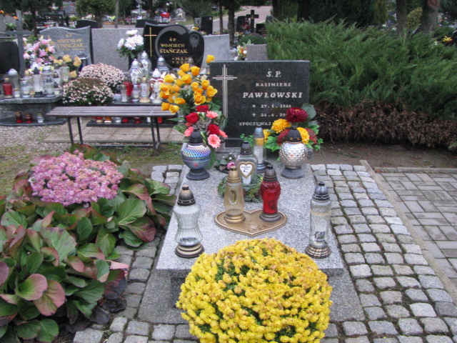 Grób Kazimierz Pawłowski