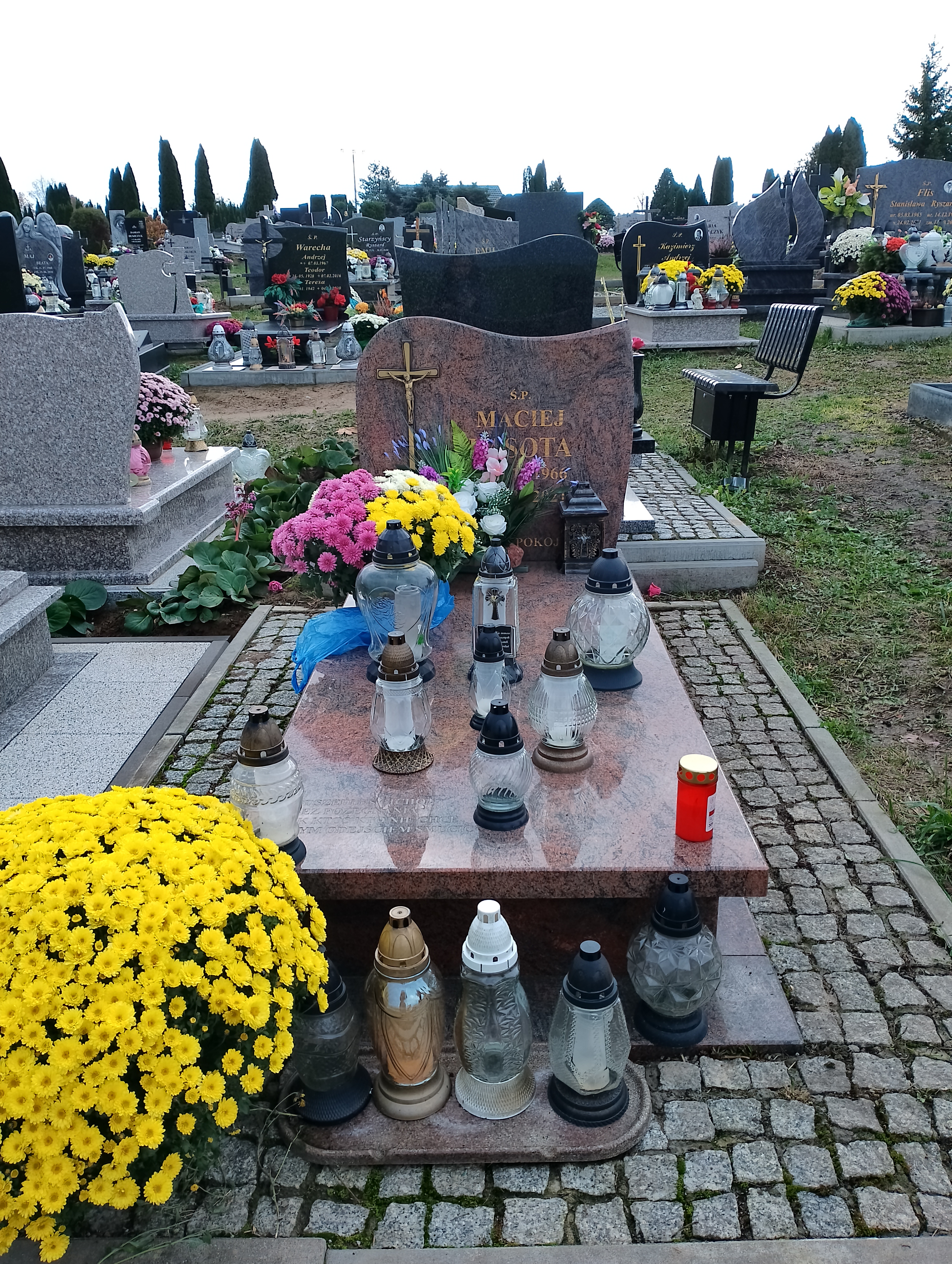 Maciej Lasota 1966 Pasłęk - Grobonet - Wyszukiwarka osób pochowanych