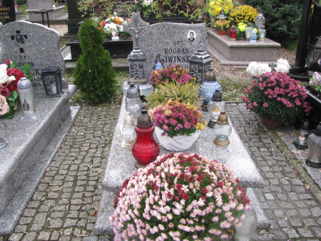 Grób Bogdan Niwiński