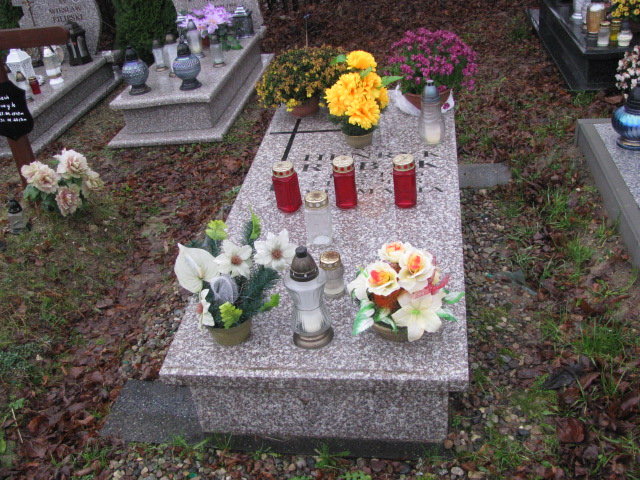Grób Henryk Rybak