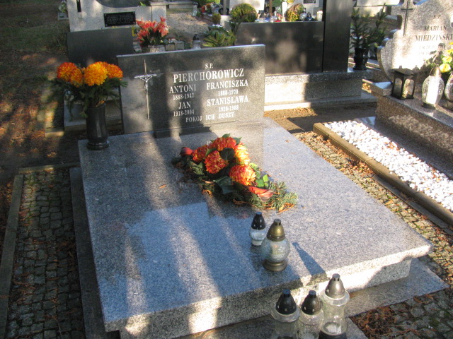 Grób Jan Pierchorowicz