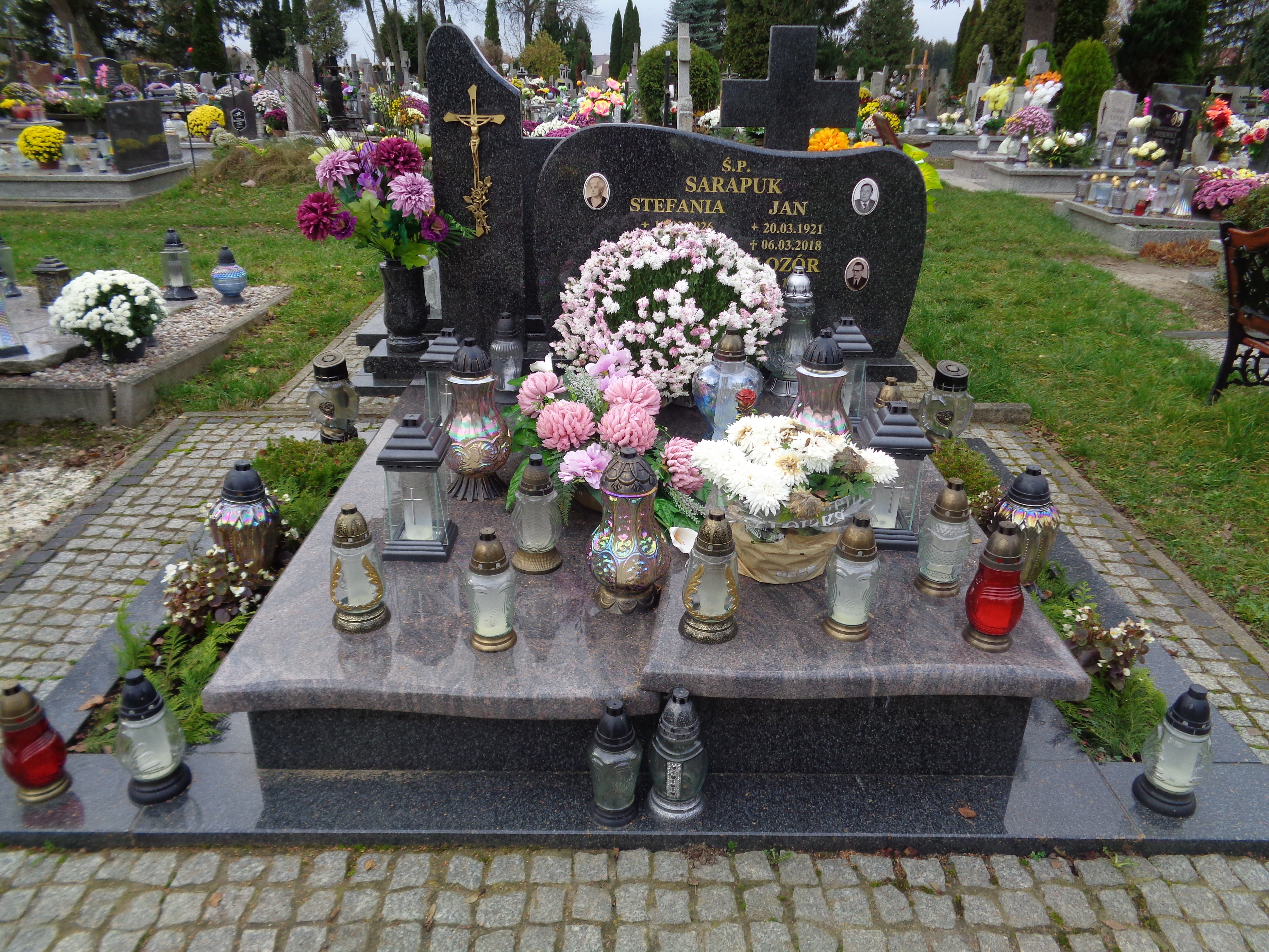Grób Stefania Sarapuk