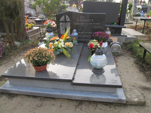 Grób  Helena  Ziembicka