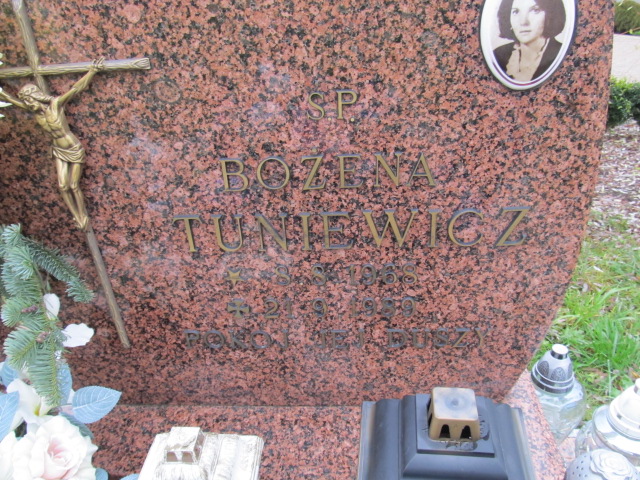 Bożena Tuniewicz 1968 Pasłęk - Grobonet - Wyszukiwarka osób pochowanych