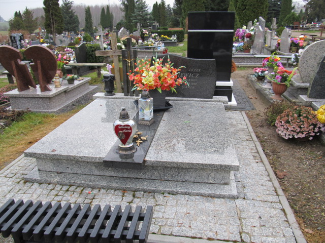 Grób Józef Kosiewicz