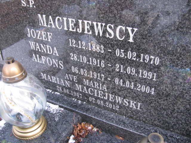 Alfons Maciejewski 1917 Pasłęk - Grobonet - Wyszukiwarka osób pochowanych